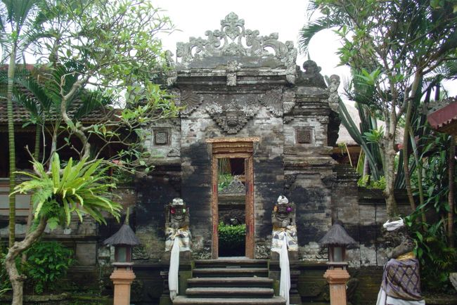 パワースポットと表現した人がいましたが<br />まさにそんなかんじですね。オーラを感じます。