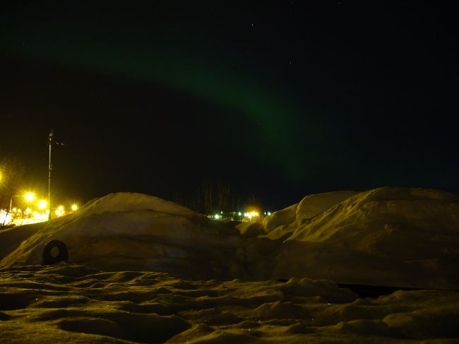 彼方遠くにうっすらと見えるのはも、もしや？<br /><br />※カメラはシャッターを30秒ほど開けております。