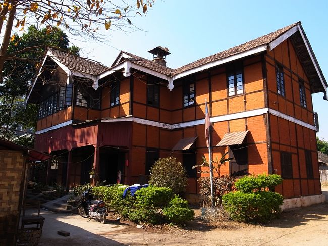 古い家を修理しながら使っている。