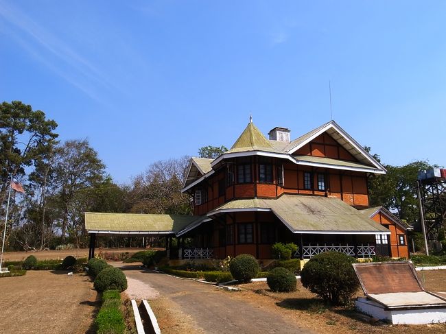 古いがきれいに手入れされていた。<br /><br />ホテル？？