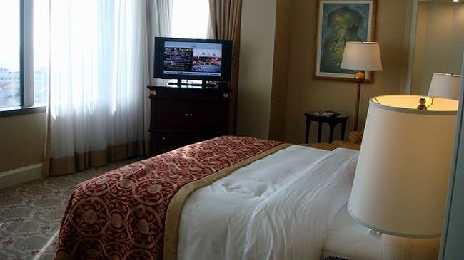 部屋はスィートと言っても、そんな広くありません。