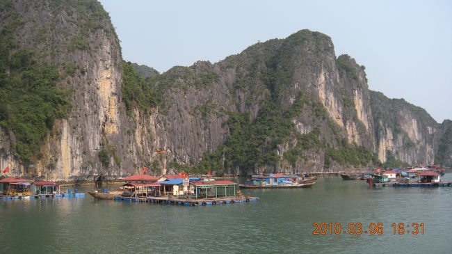 水上村。<br />（フローティングヴィレッジ）