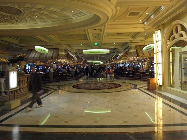 映画「オーシャンズ11｣が撮影されたカジノも盛況です。