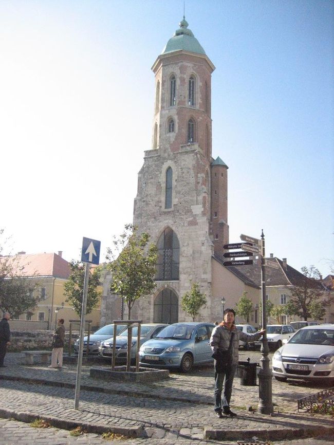 マーリア・マグドルナ塔<br />もともとは13世紀の教会ですが、第二次世界大戦で破壊されてこの塔だけが残っているとのこと。