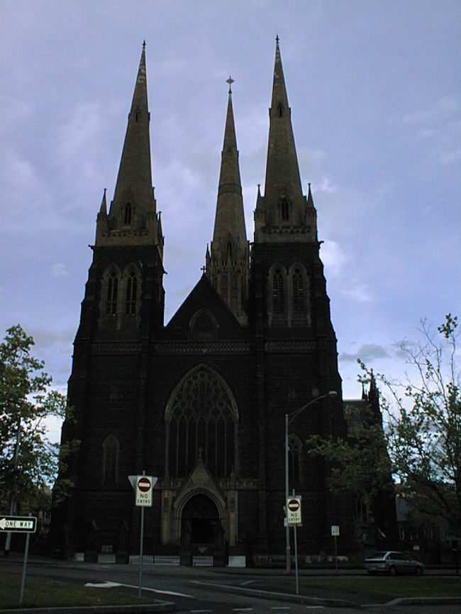 友人の家の近くにあった教会。