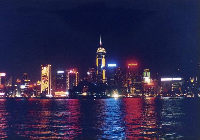 THREE DIFFERENT SCENIC VIEWS OF HONG KONG POST UNUSED CARDS