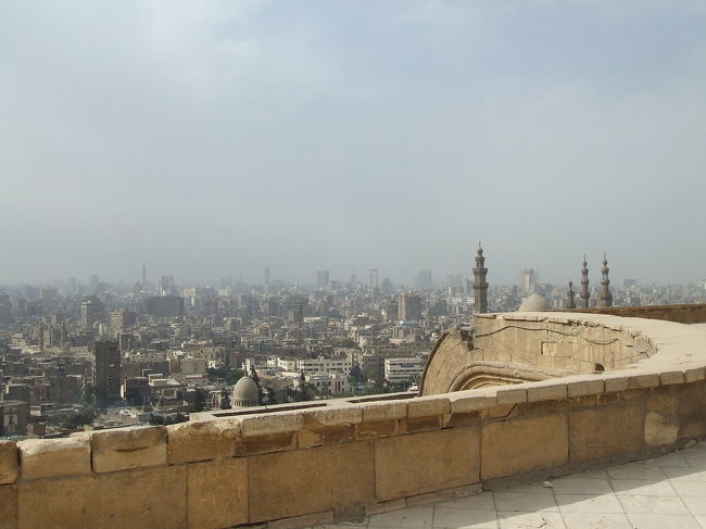 モスクからカイロ市街を見る