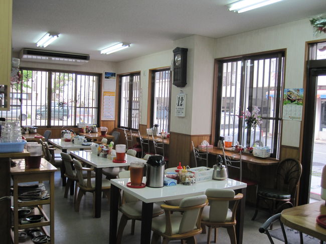 時間が時間なので、店内には地元の方が2,3人いるくらい。<br />