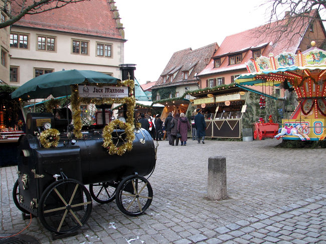 可愛らしい屋台を見つけました。