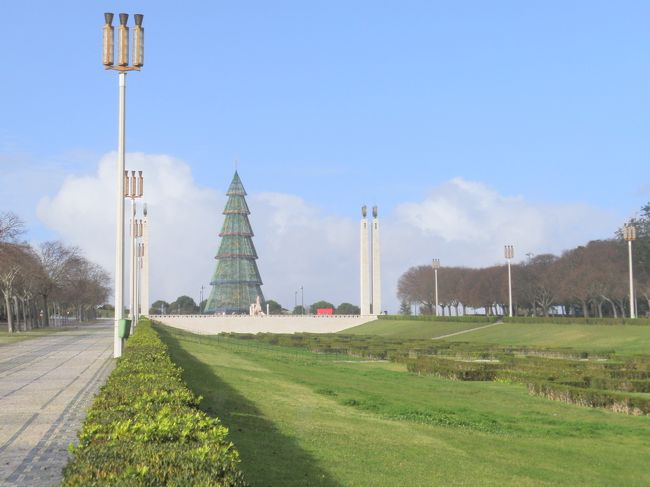 １月１日ということで、さすがにあいているところが少ないので、エドアルド７世公園にきてみました。