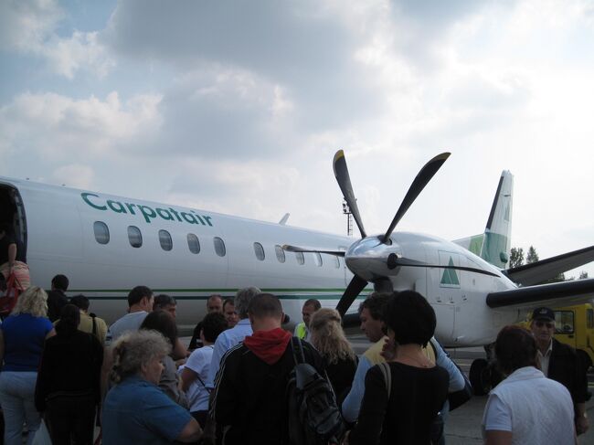 欧州のＬＣＣ<br />カーペットエアー？空飛ぶ絨毯ってとこか（笑）<br /><br />CARPATA AIR（V3）<br />機材はSAAB 2000 