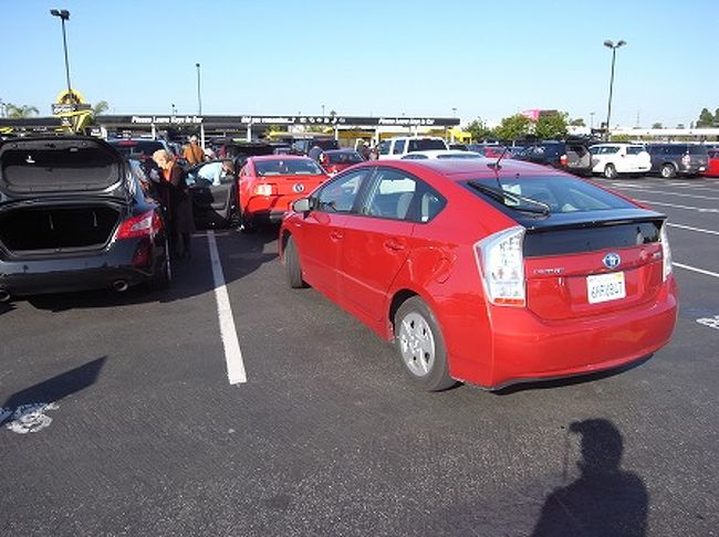 そして、ハーツのレンタカーセンターに無事到着！<br /><br />プリウスさんお疲れ！