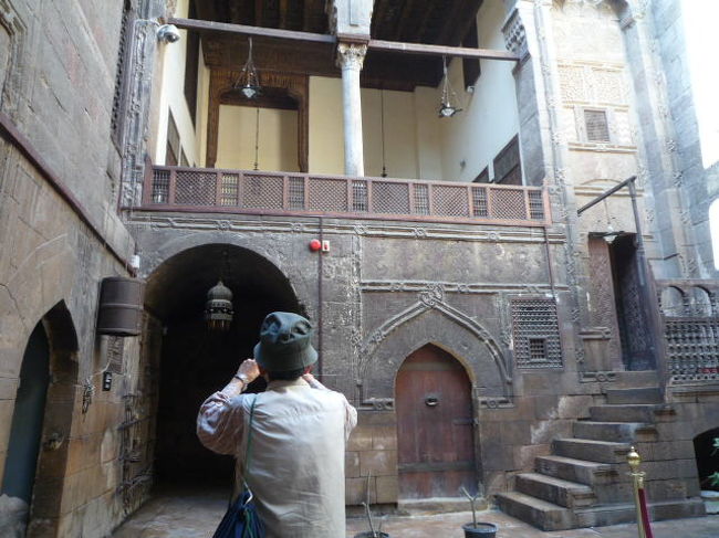 アフマド・イブン・トゥールーンの片隅にあるアンダースン博物館。<br />ガーマ・イッサイイダ・ゼーナブから歩いて２０分かからなくてこの博物館内。