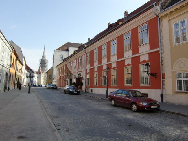 お腹もいっぱいになって、また<br />歩きます。