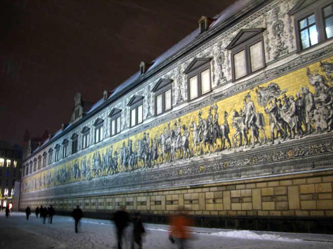 君主の行列です。<br />