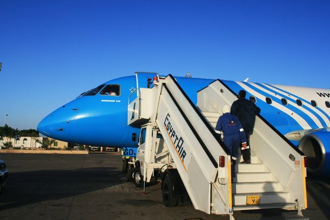 アブシンベル到着<br />すがすがしい朝だ