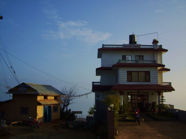 <br />そんなこんなで、<br />結局　日本人宿へ。<br /><br />雲海って名前だったかな？