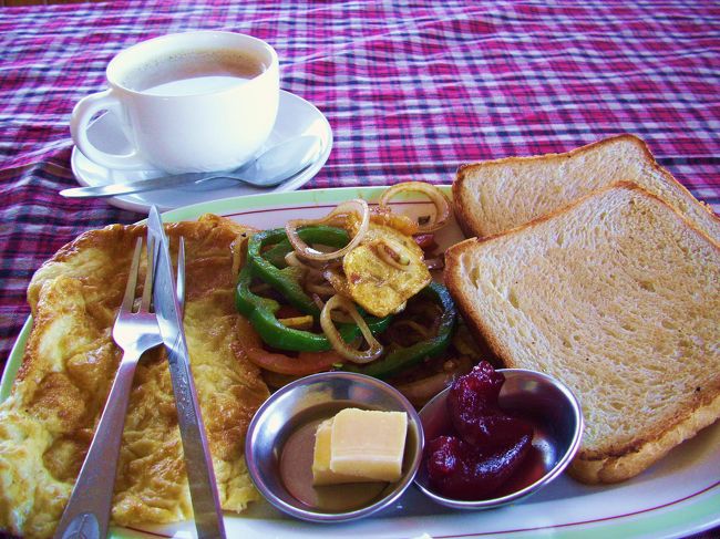 <br />お腹がすいたんでホテルにて昼食。