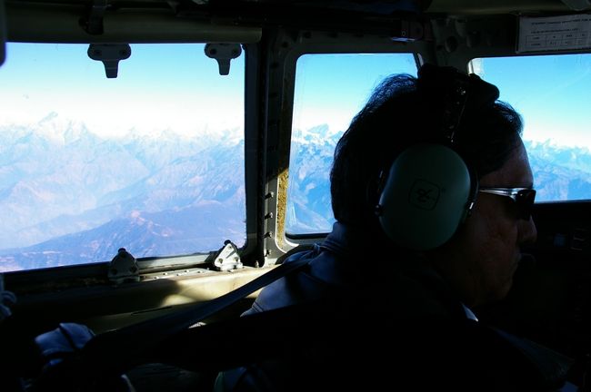コックピットから見るヒマラヤ