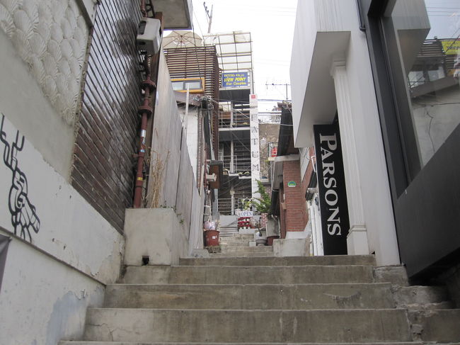 三清洞は裏路地も楽しそう。。。。