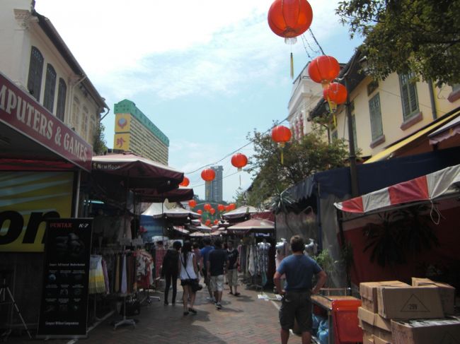 歩いて歩いてたどり着いたチャイナタウン。