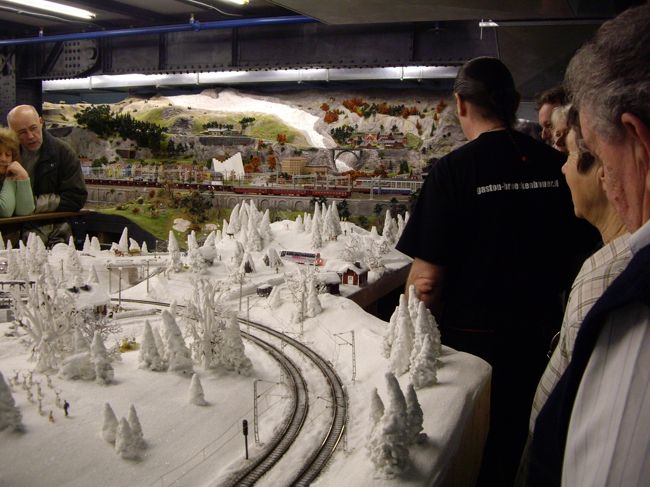 バックステージツアー（別料金）に参加してみました。もちろんドイツ語判りませんが(汗)<br />