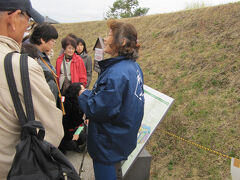 ≪松代城（海津城）≫

この後に寄る宮坂酒造の方がガイドしてくれました。
「下心満々でございます」と言いながら、そのガイドぶりは講談を聞いているようで面白かったんです。


松代城
http://www.asahi-net.or.jp/~qb2t-nkns/matusiro.htm