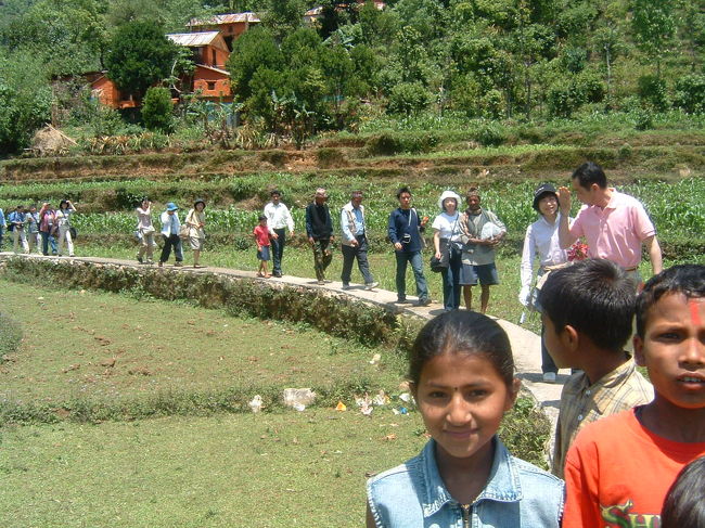 さーて、ほなら、実家に行くベー。