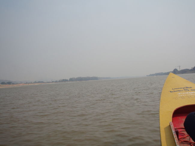 一応この船名目は観光船！<br /><br />ボートが飛ぶほどぶっとばします！