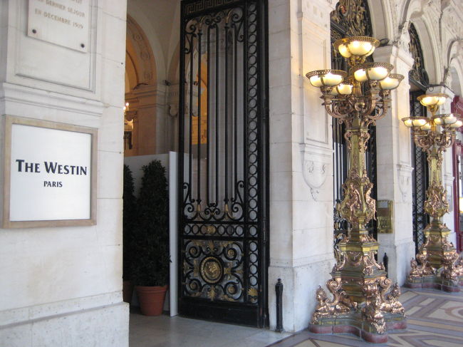 オペラ座、ルーブル、オルセー、オランジュリー等、<br />いろいろな観光スポットに徒歩で行けちゃいます。<br /><br />メトロのコンコルド、チュイルリーの駅にも近く、<br />ＲＥＲ Ｃ線のオルセー駅も歩いていけるので、<br />交通も便利でした。<br /><br />途中でちょっと休憩に戻ることもできて、<br />私たちには最高の立地でした☆☆<br />