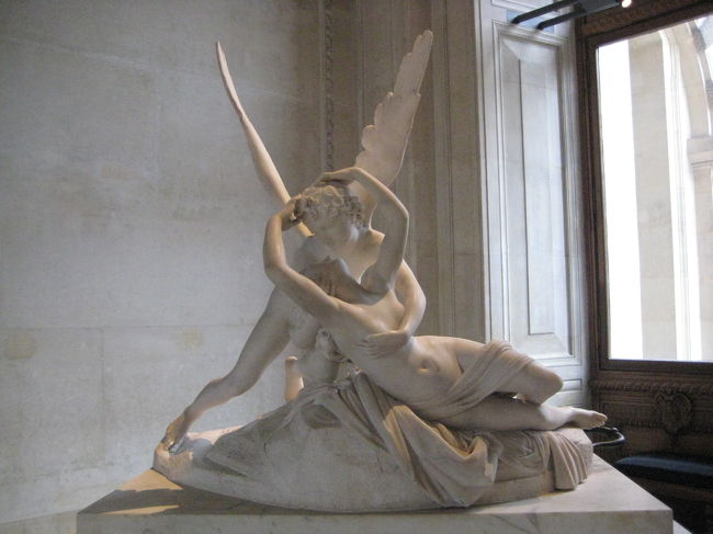 Ａ.カノーヴァ「エロスの接吻で目覚めるプシュケ」