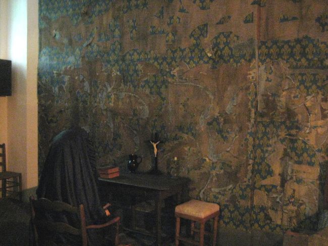 マリー・アントワネットの独房。<br /><br />こんなところで最期の日々を過ごしていたんですね...