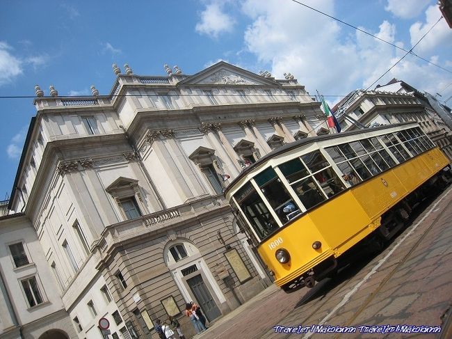 オペラ座の前。<br />電車が来るのを待って写真を撮ったっけ。