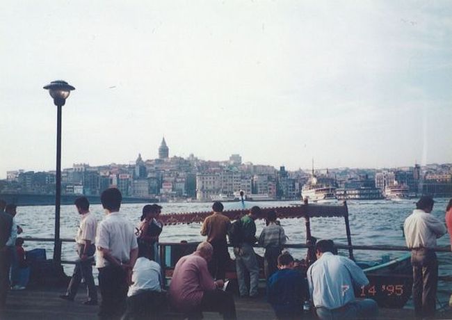 地球の歩き方　イスタンブールとトルコの大地　トルコ　1995年　95年 Amazon.co.jp: 地球の歩き方 E03 イスタンブールとトルコの大地