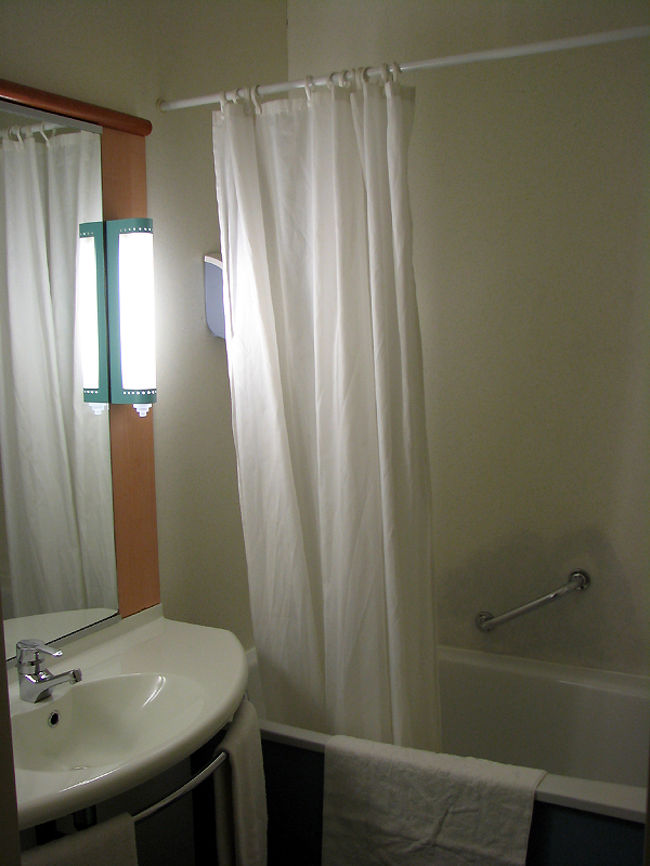 ibisにしては珍しくバスタブがあって寒い中移動してきたのでとても助かりました。<br />