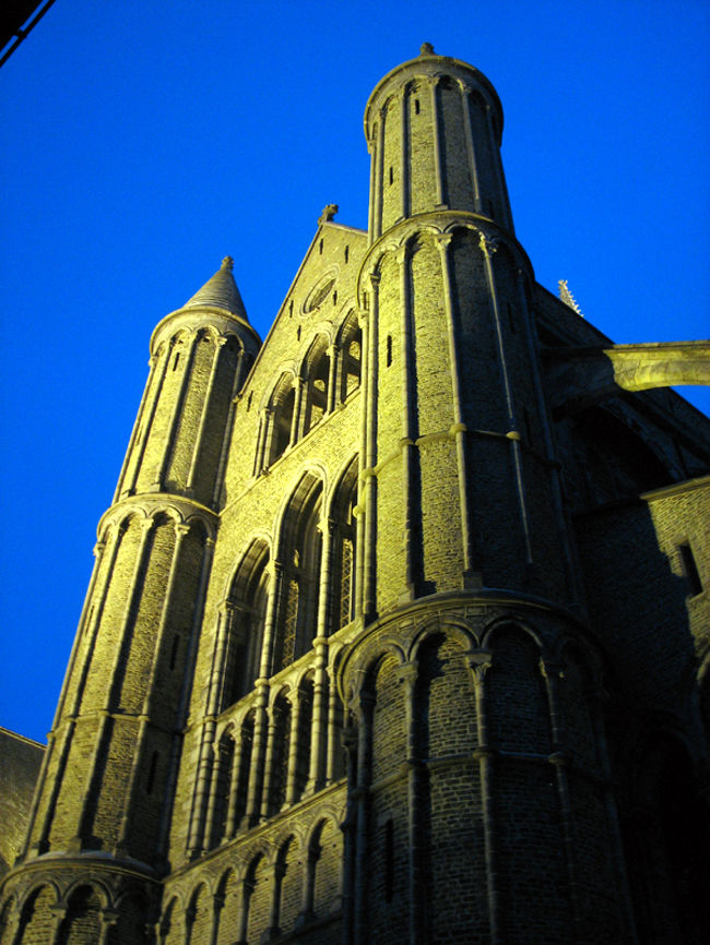 ノートルダム教会です。