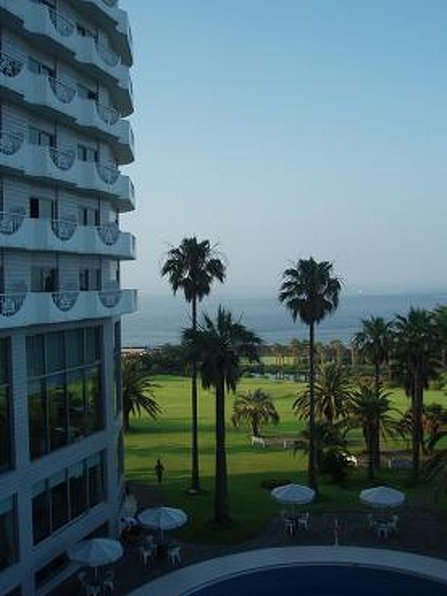 ホテルの部屋からの眺めです。<br />今日も天気が良さそう〜♪