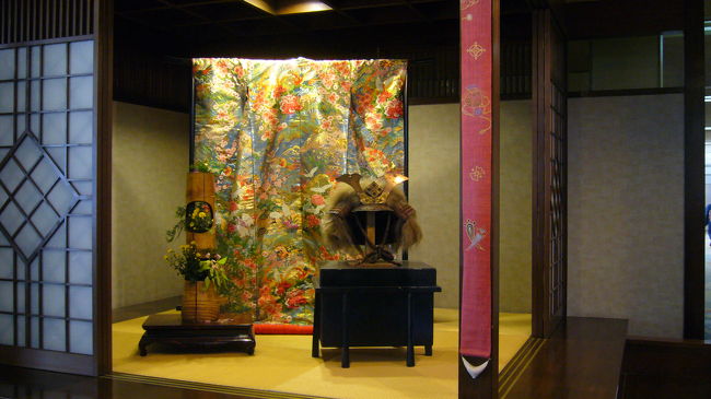 着物と兜（？）のディスプレイ