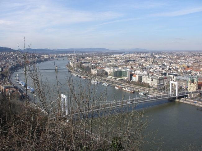 この辺の風景はほとんどうろ覚えで<br /><br />ただただ、平常心を取り戻したくってシャッターを切っていただけ