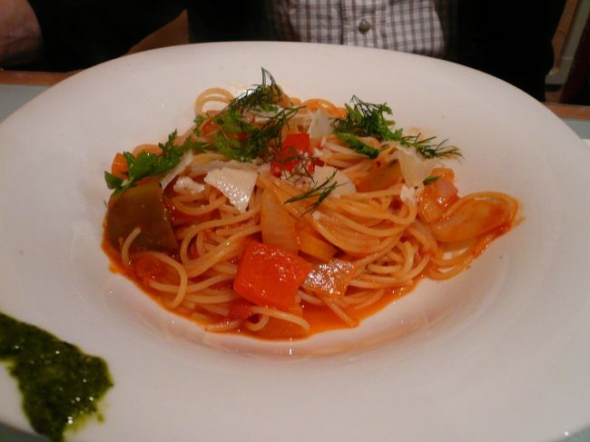 ６種類の野菜のトマトソーススパゲティ<br />　　　　　　　　ペコリーノチーズの香り