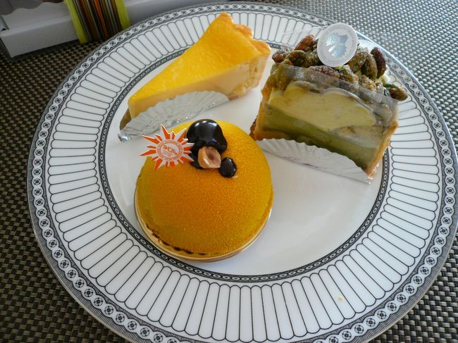そして、自宅にかえり<br /><br />ビルゴ洋菓子店のケーキをパチリ。