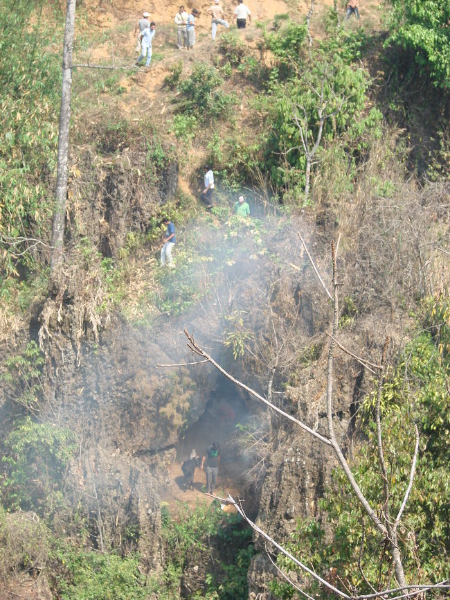 ここでプージャがあるとマヤさんに訊いたので行ってみた。