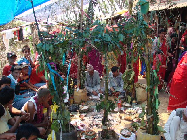 儀式が盛り上がってきた。