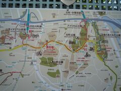 港の見える丘公園まで行こうと思っていたのに、
同行者が石川町駅に行きたいという。
（来た方向なんですけど・・・）