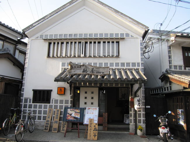 居酒屋、鳥料理の「鷭屋」（ばんや）。<br /><br />ここもたまに来てました。<br /><br />店内の造りは京都と同じで、<br /><br />間口は狭いけど奥行きが長いのです。<br /><br />