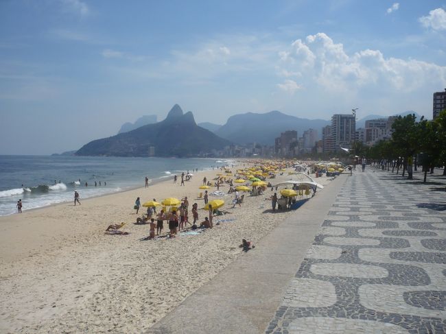 たぶん、コパカパーナ海岸だと…