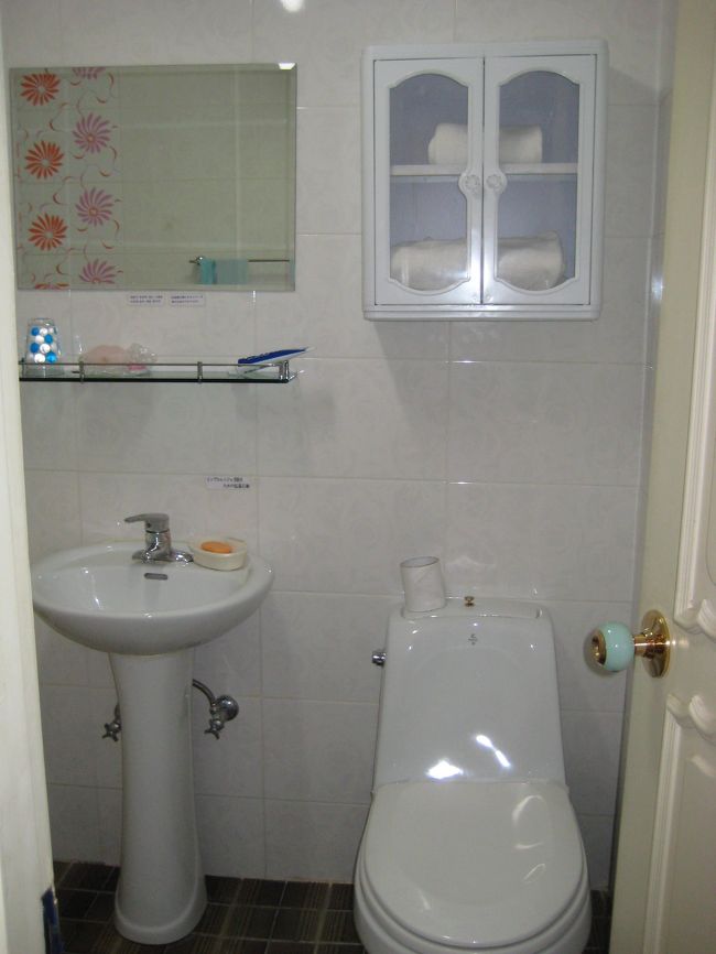 バスルームは結構な<br />広さがありました。