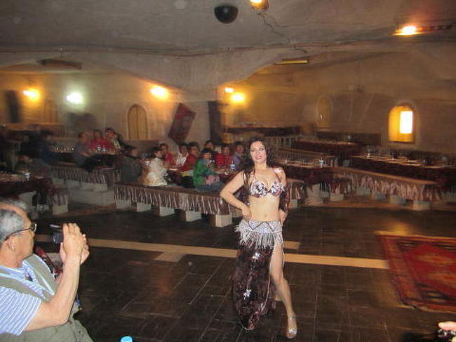 ベリーダンスショー