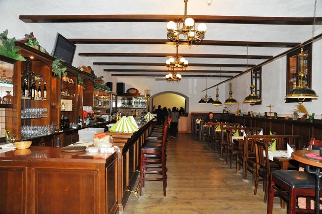 ジェルボーＢ１Ｆ<br />奥が団体専用かな。