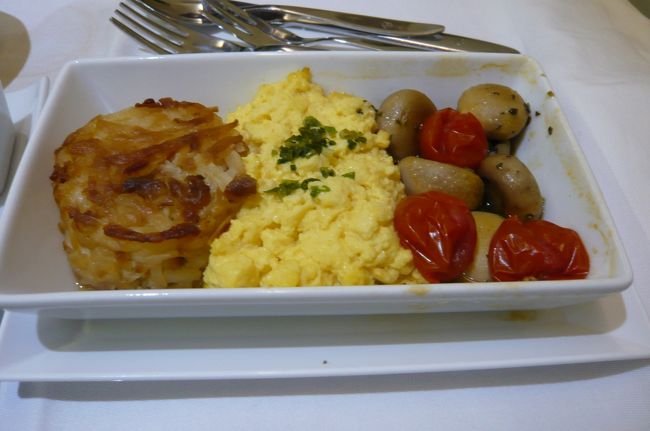 スクランブルエッグにして（それぞれ好きな物をあらかじめチェックするようになっていました）